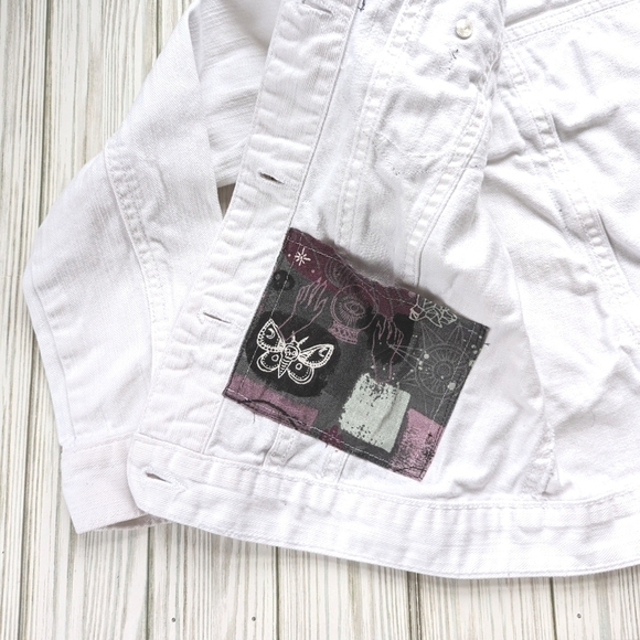 Cats and Crystals Custom Made Jean Jacket in Distressed White Girls Size 10/12 - Picture 6 of 9